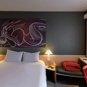 https://ibis-munchen-parkstadt-schwabing.com-bavaria.com